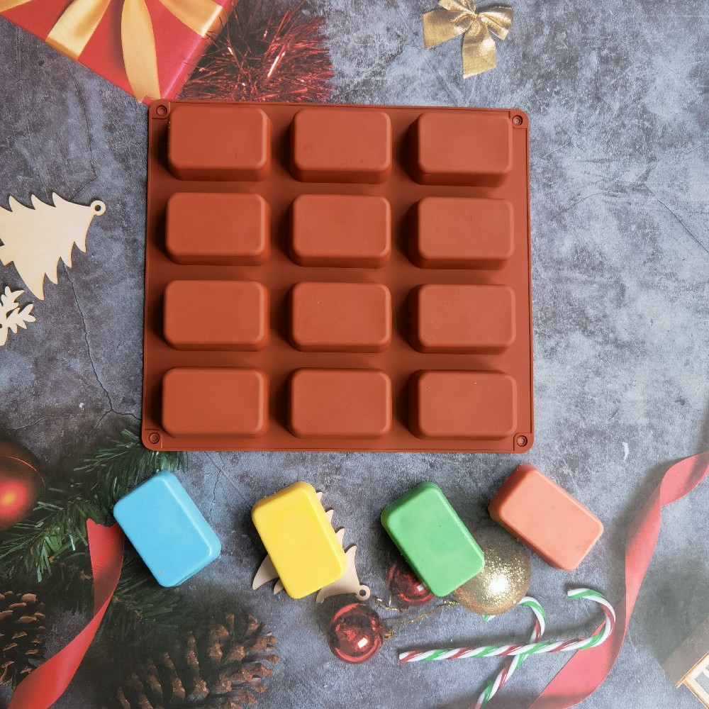 12 Cavity Square Silicone Soap - Candle Making Reno avis et prix